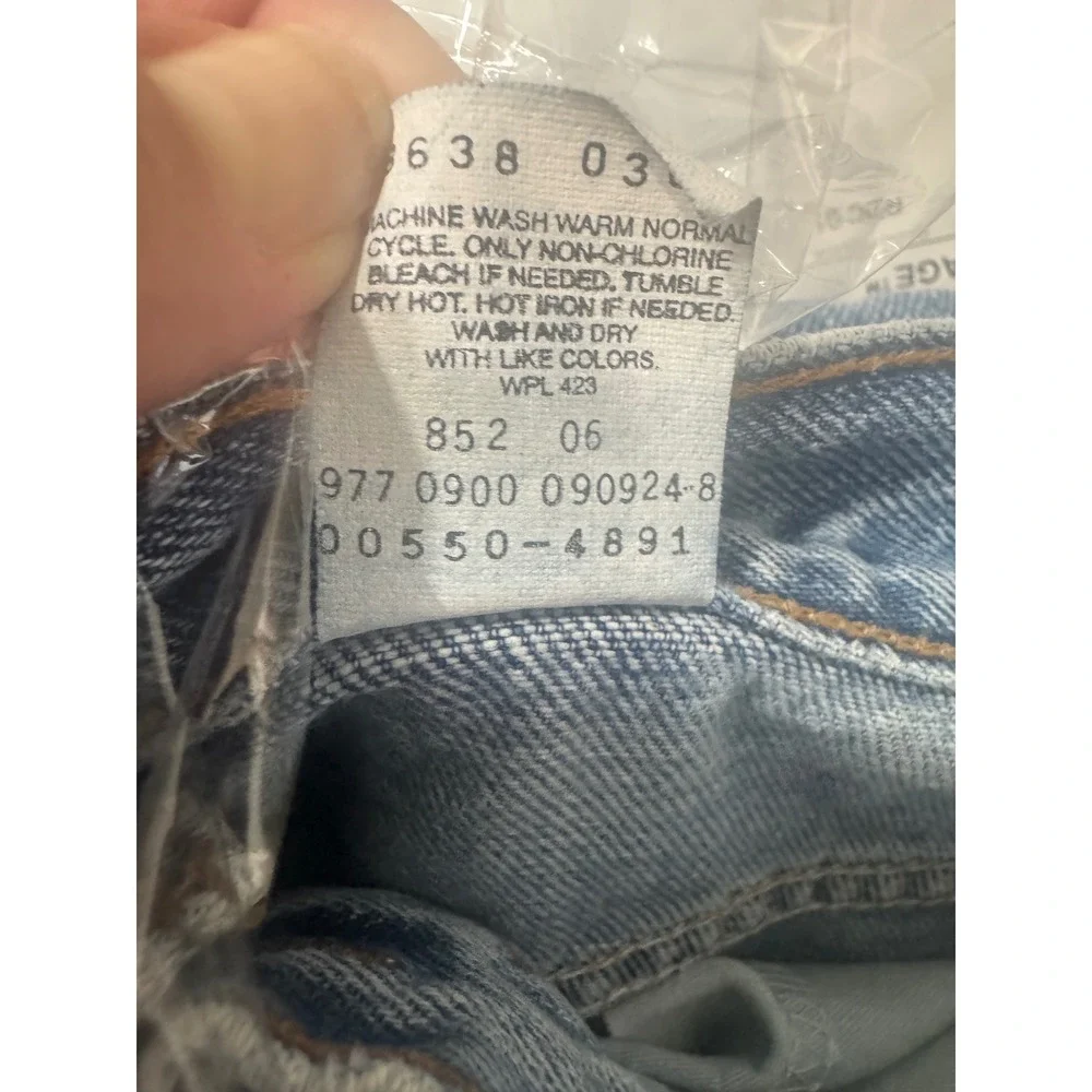Levis 550 Vintage Relaxed Fit Jeans Mens 36x34 Medium Wash Blue Denim Y2K